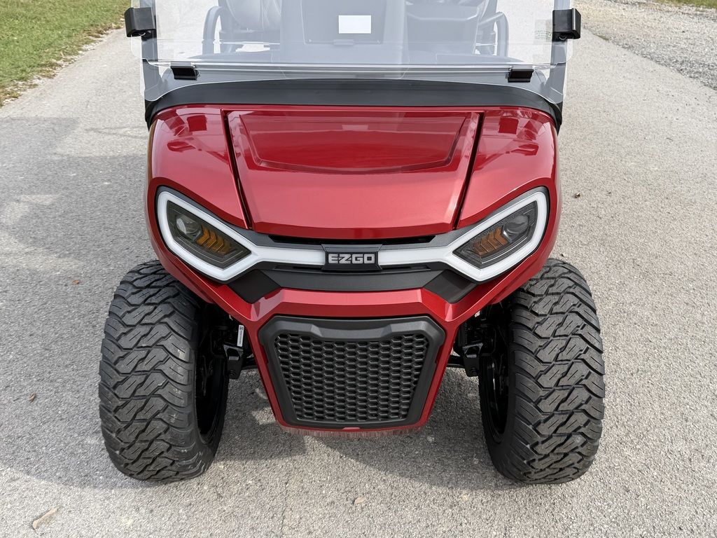 2027 E-Z-GO Liberty 4 XT ELiTE Lithium Powertrain — photo 2