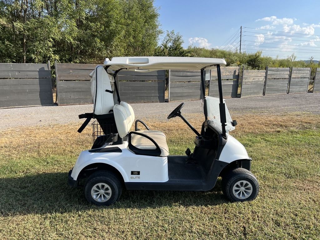 2022 E-Z-GO Freedom RXV ELiTE Lithium — photo 6