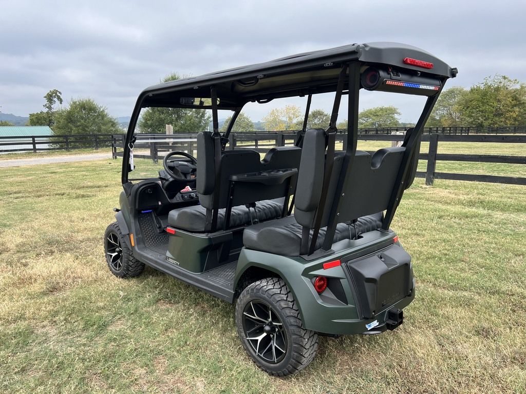2027 E-Z-GO Liberty 4F XTL ELiTE Lithium Powertrain — photo 3