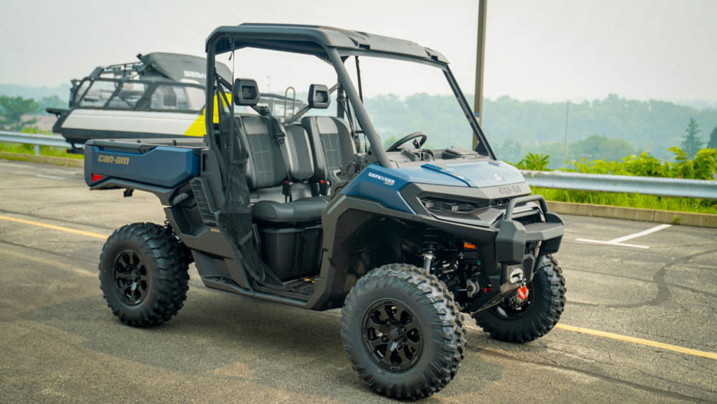 New Can-Am® Defender XT HD11 2026