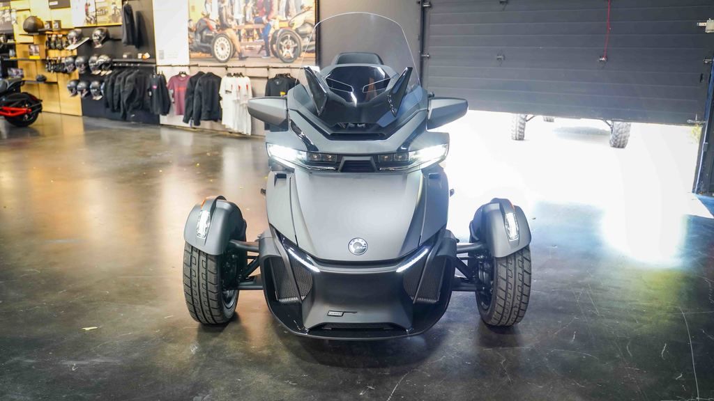 New Can-Am® Spyder RT Limited Dark 2026