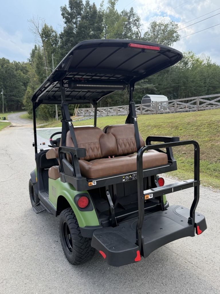 2026 E-Z-GO RXV 4 Summit XTL Elite Lithium — photo 4