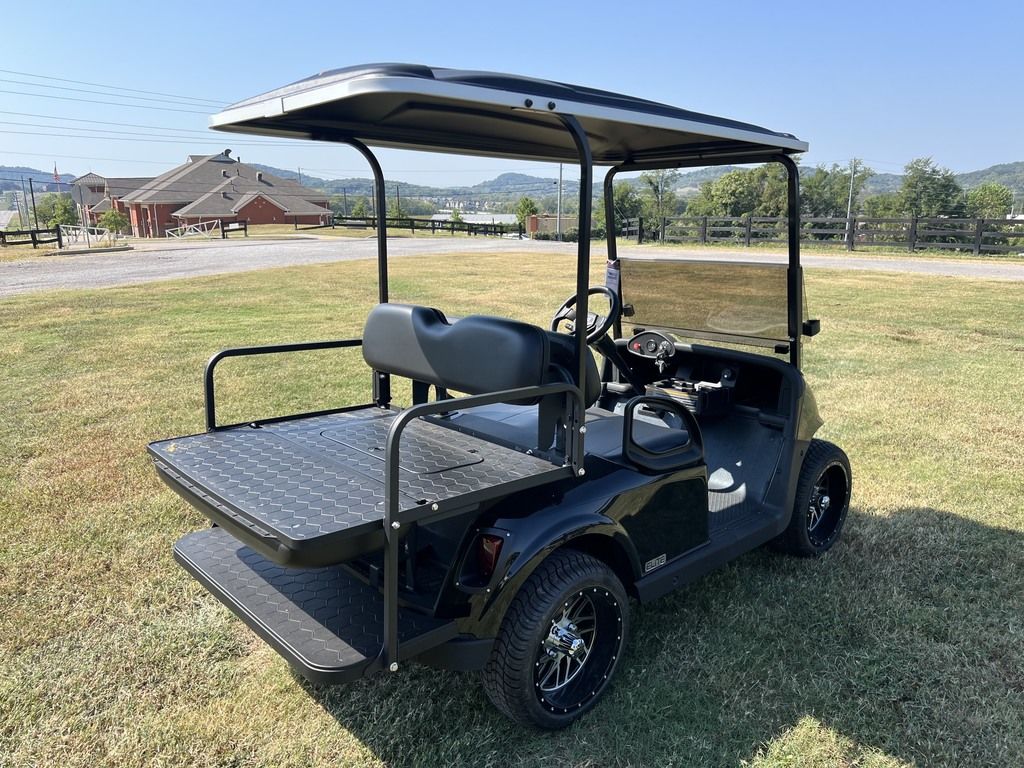 2021 E-Z-GO Freedom RXV ELiTE Lithium — photo 5