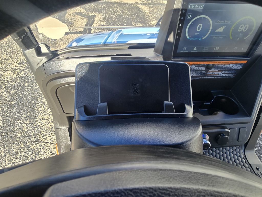 2027 E-Z-GO Liberty 4F XTL ELiTE Lithium Powertrain — photo 11