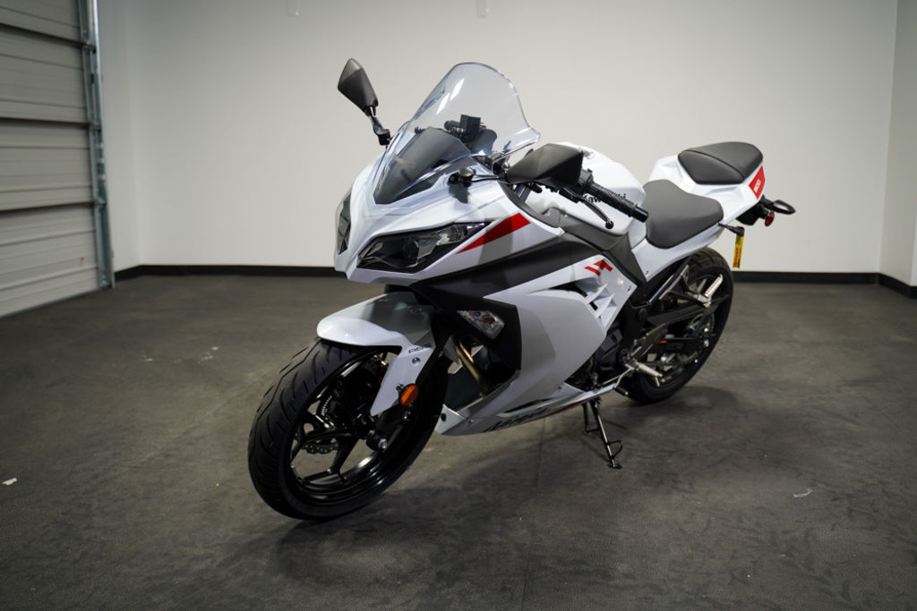 New Kawasaki Ninja 300 2026
