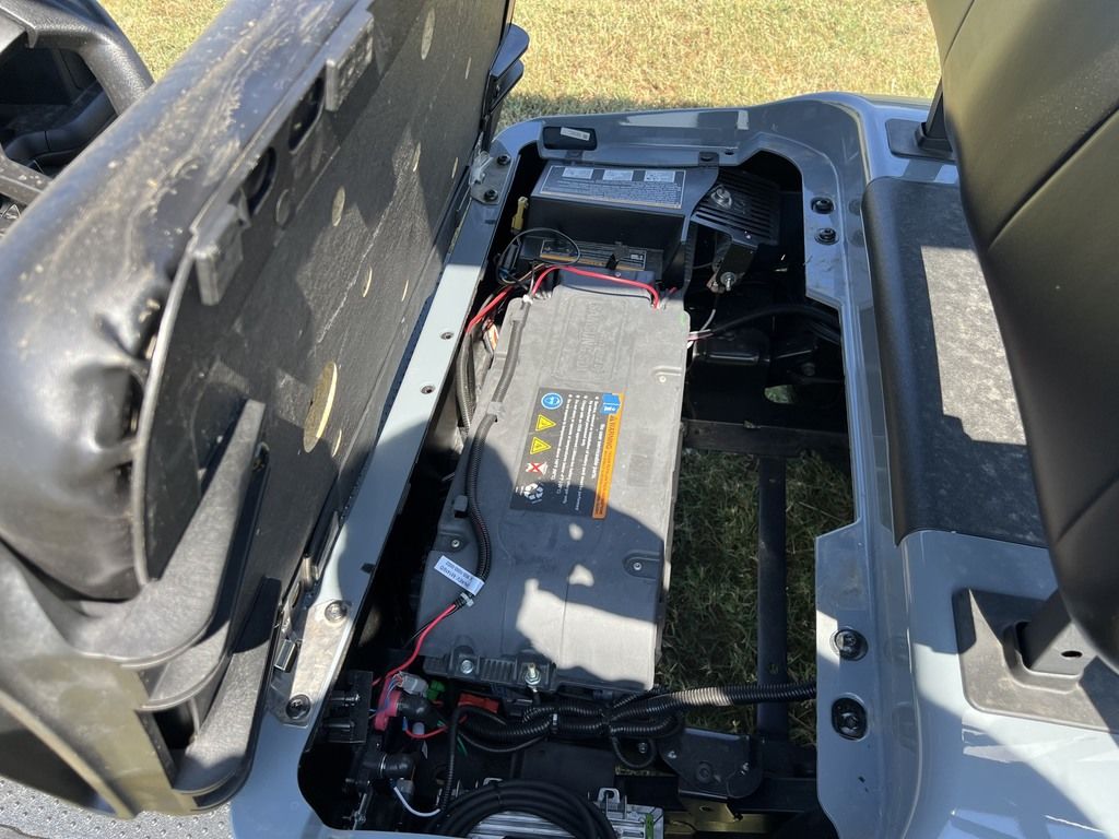 2021 E-Z-GO Freedom RXV ELiTE Lithium — photo 9