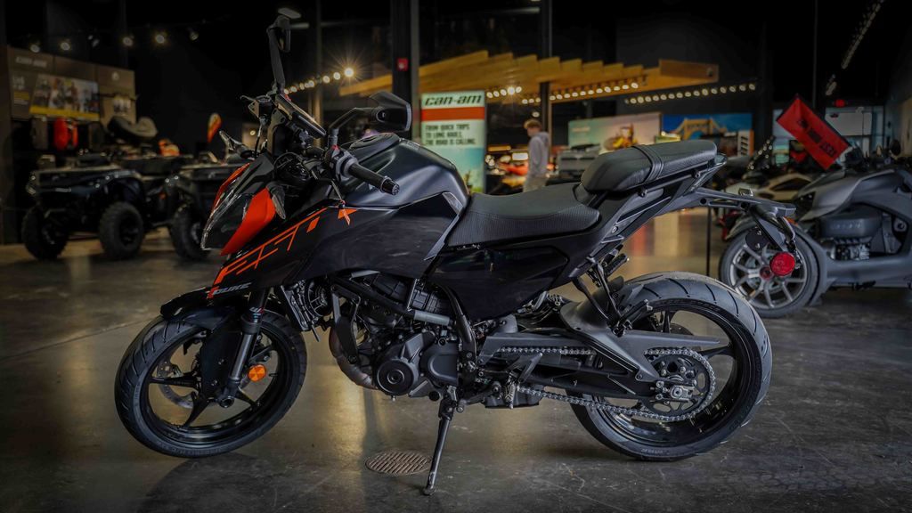New KTM DUKE 250 2026