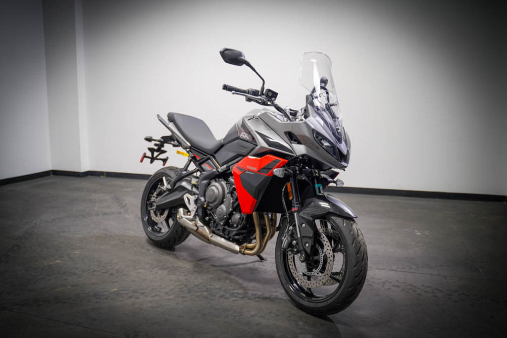 New Triumph Tiger Sport 660 Silver ice / Intense orange 2026