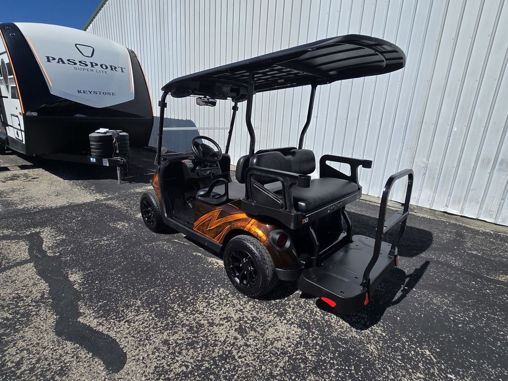 2027 E-Z-GO RXV 4 Valor S 13.5-hp Gas — photo 6