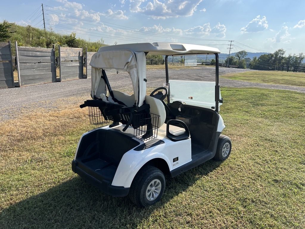 2022 E-Z-GO Freedom RXV ELiTE Lithium — photo 5