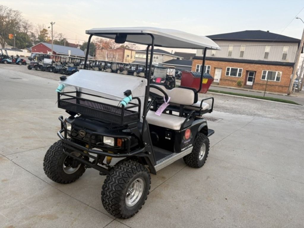 2006 E-Z-GO TXT Gas