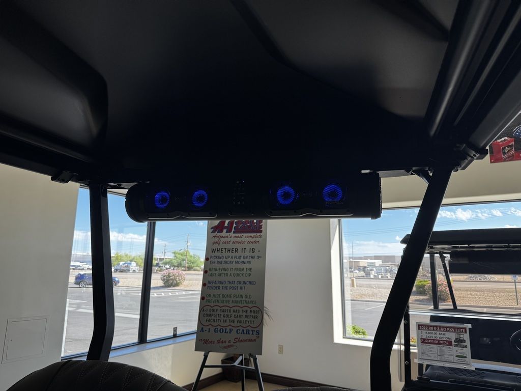 2027 E-Z-GO Liberty 4F XT ELiTE Lithium Powertrain — photo 5