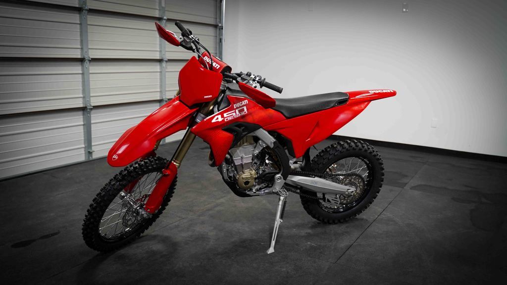 New Ducati Desmo450 EDX 2026