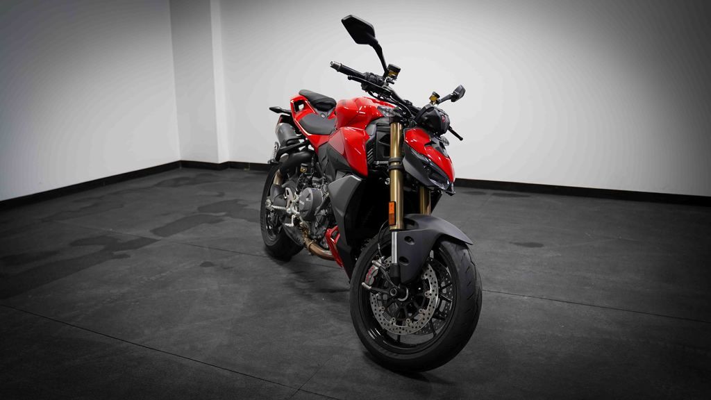 New Ducati Streetfighter V2 2026