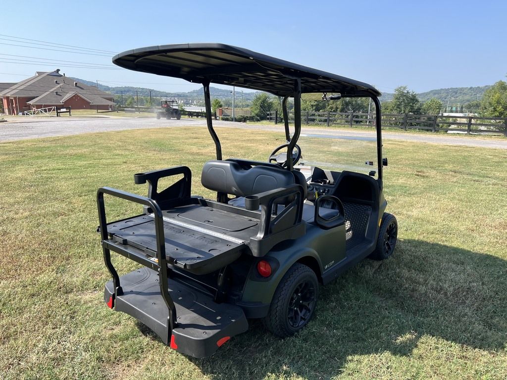 2027 E-Z-GO RXV 4 Valor S+ 13.5-hp Gas — photo 5