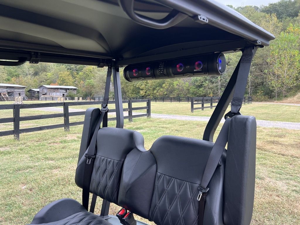 2027 E-Z-GO Liberty 4F XTL ELiTE Lithium Powertrain — photo 9