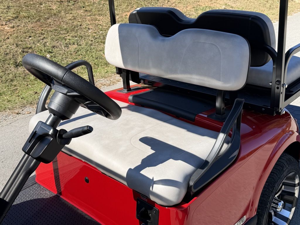 2021 E-Z-GO Freedom RXV ELiTE Lithium — photo 3