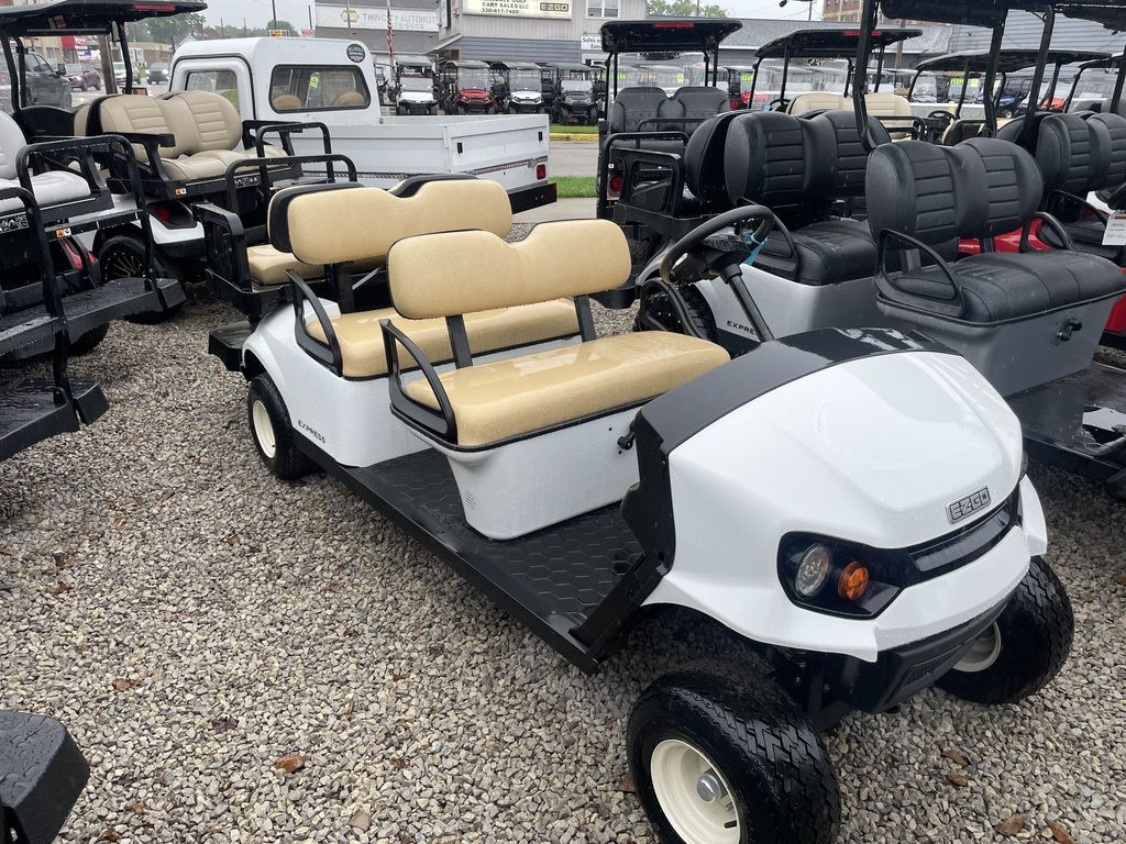 2026 E-Z-GO Express 6 Summit XT ELiTE Lithium — photo 3