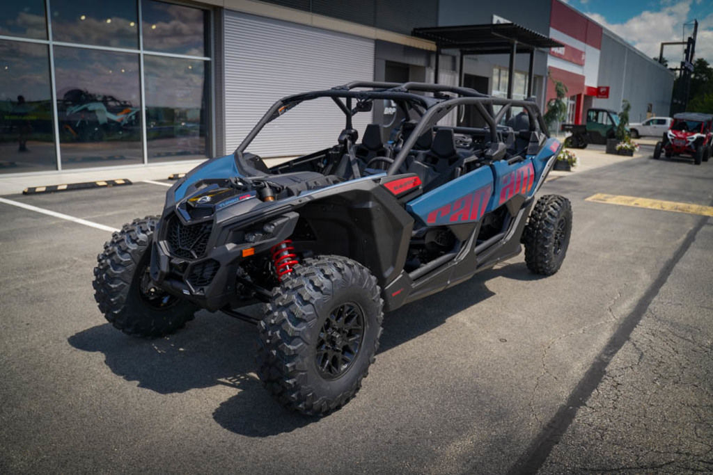 New Can-Am® Maverick X3 MAX DS Turbo Dusty Navy 2026