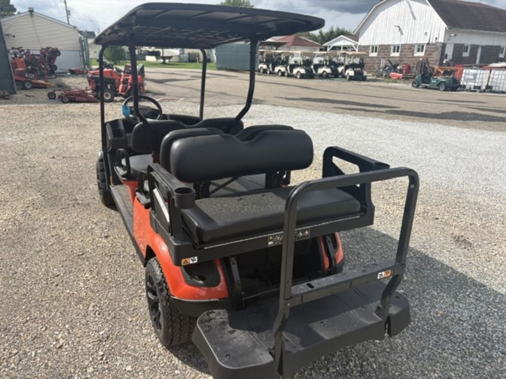2026 E-Z-GO Express 6 Valor S 48V — photo 3
