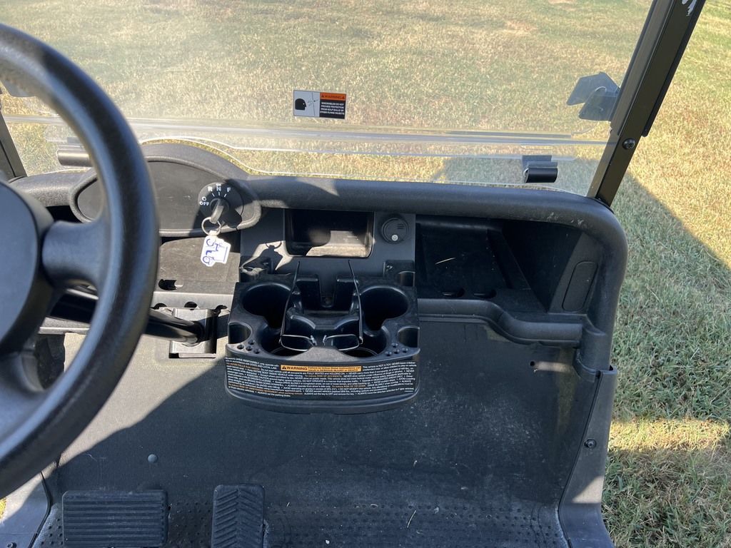 2022 E-Z-GO Freedom RXV ELiTE Lithium — photo 10