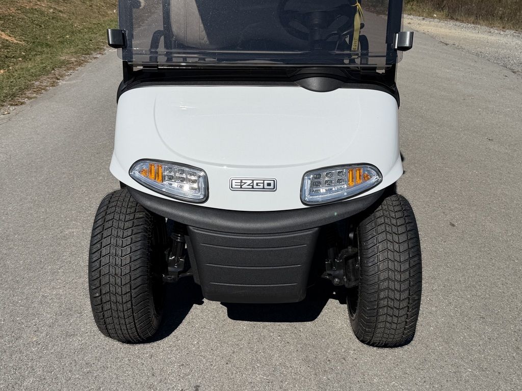 2021 E-Z-GO Freedom RXV ELiTE Lithium — photo 2