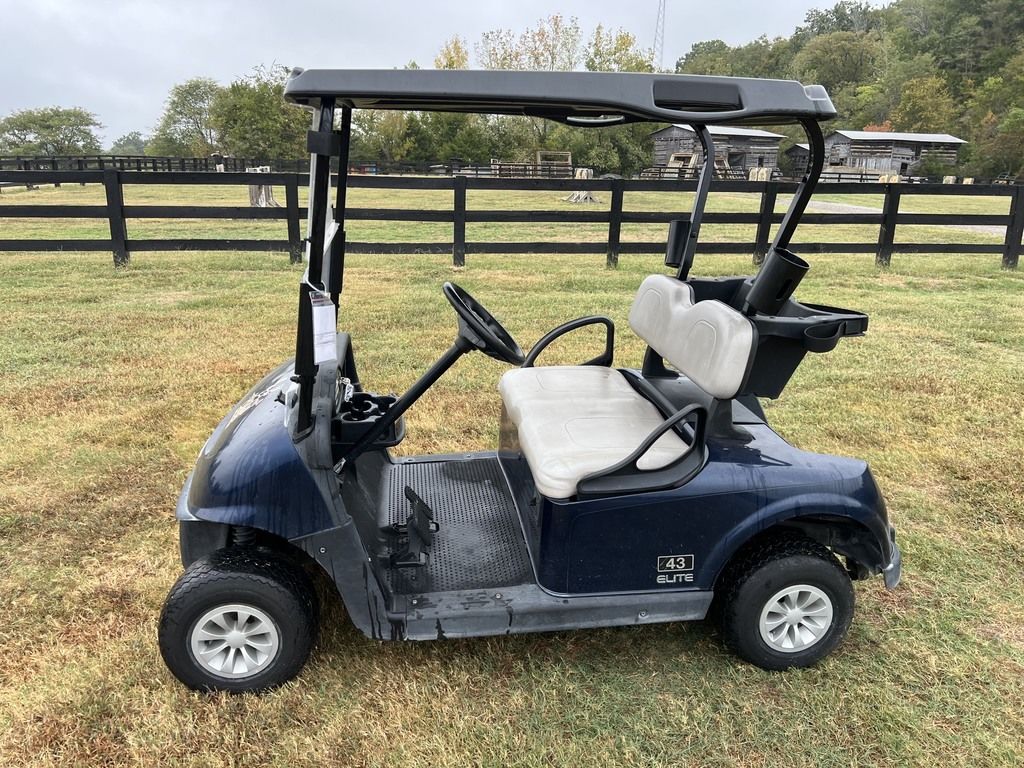 2021 E-Z-GO Freedom RXV ELiTE Lithium — photo 2