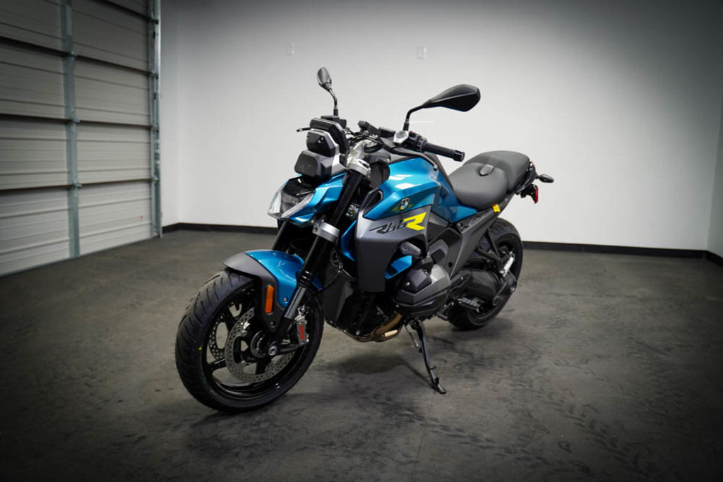 New BMW R 1300 R Snapper Rocks Blue 2026