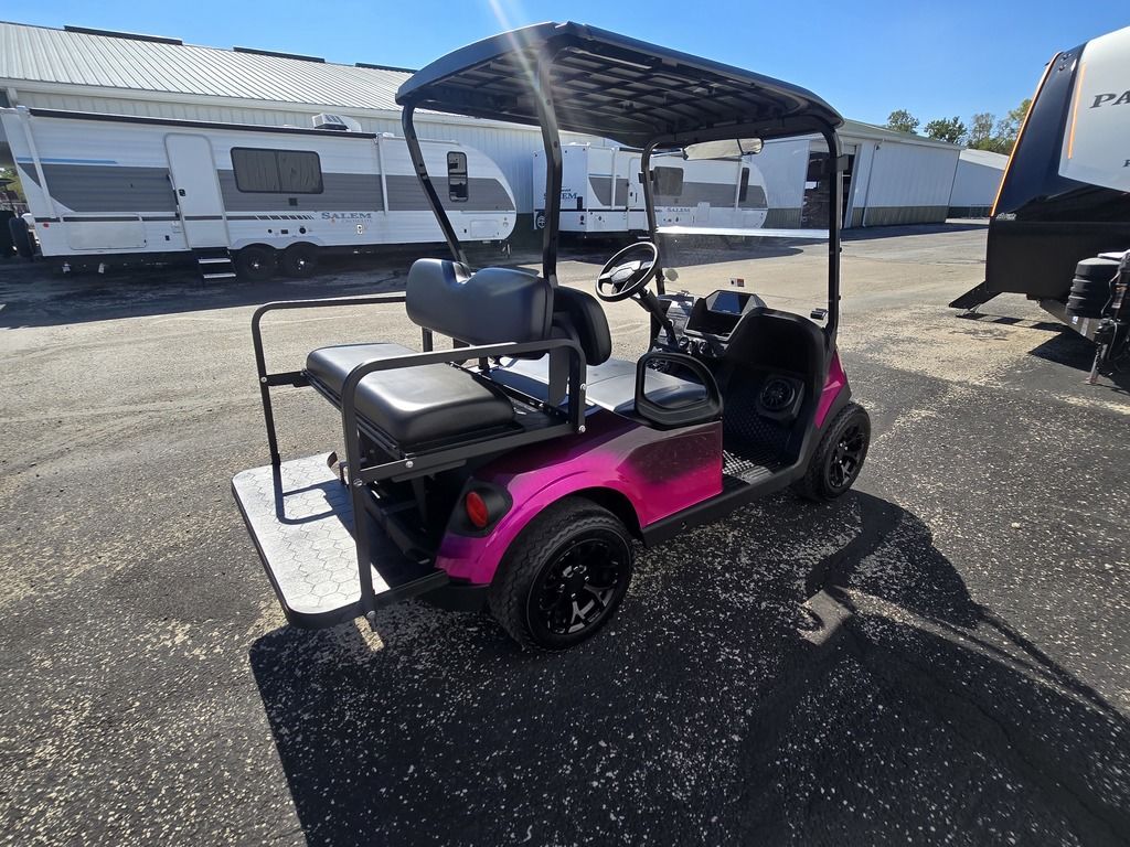 2027 E-Z-GO RXV 2 Valor S+ 13.5-hp Gas — photo 4