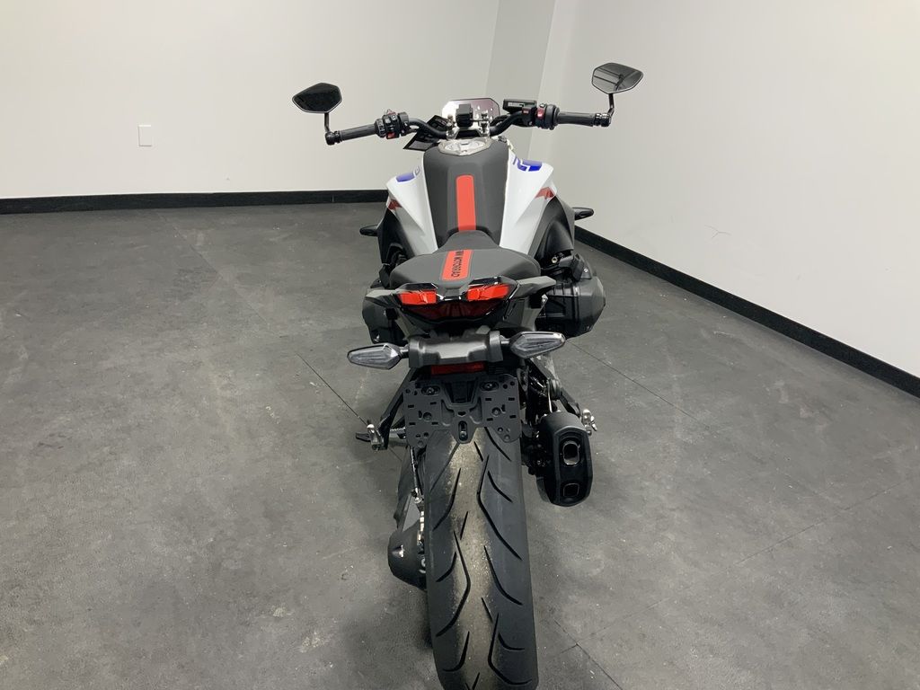 New BMW R 1300 R Performance 2026