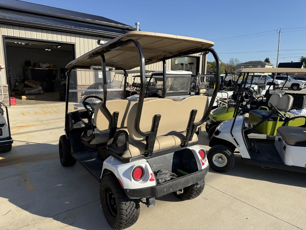 2023 E-Z-GO Liberty ELiTE Lithium — photo 4