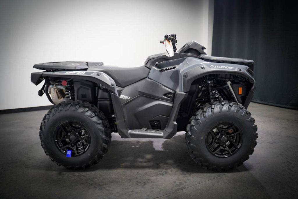 New Can-Am® Outlander DPS 850 2026