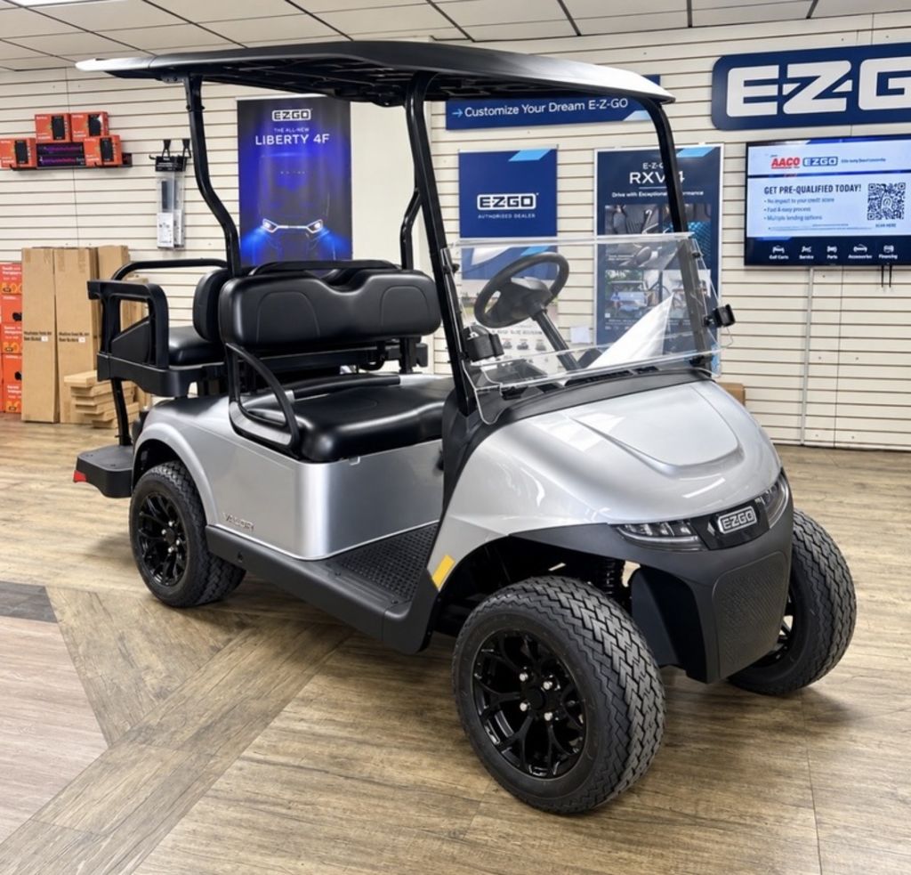 2027 E-Z-GO RXV 4 Valor S+ 13.5-hp Gas