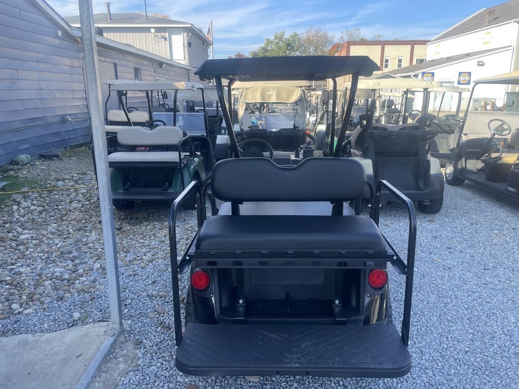 2021 E-Z-GO Freedom RXV ELiTE Lithium — photo 2