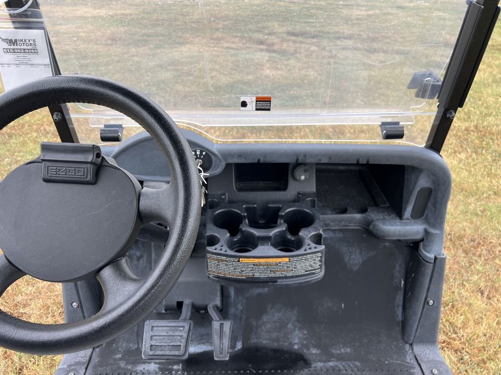 2023 E-Z-GO Freedom RXV ELiTE Lithium — photo 10