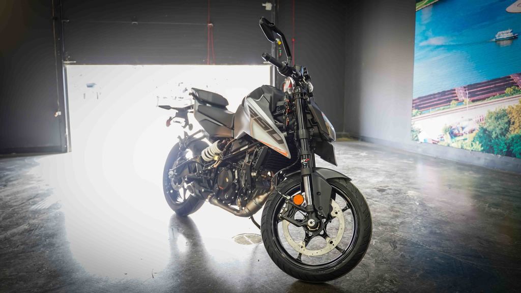 New KTM DUKE 250 2026