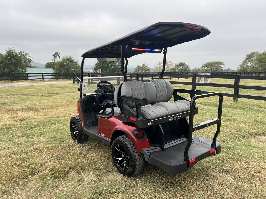 2027 E-Z-GO Liberty 4 XT ELiTE Lithium Powertrain — photo 3