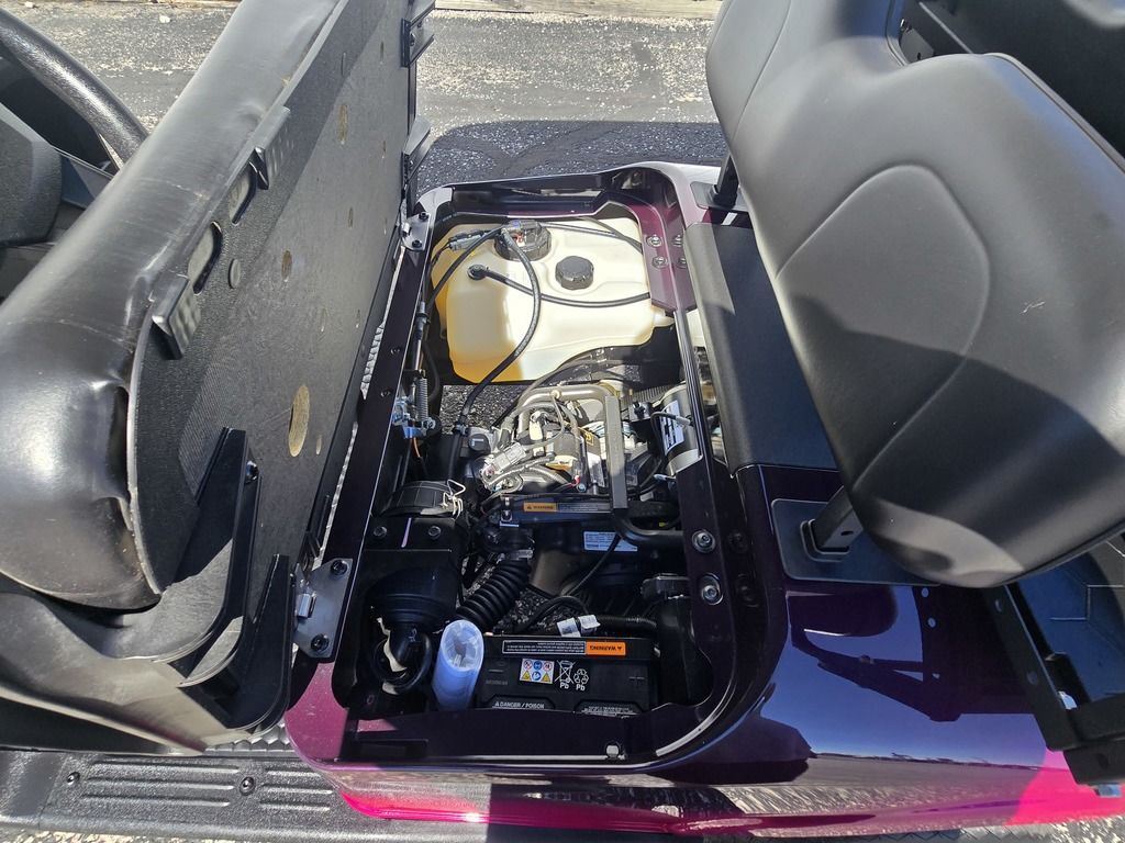2027 E-Z-GO RXV 2 Valor S+ 13.5-hp Gas — photo 9
