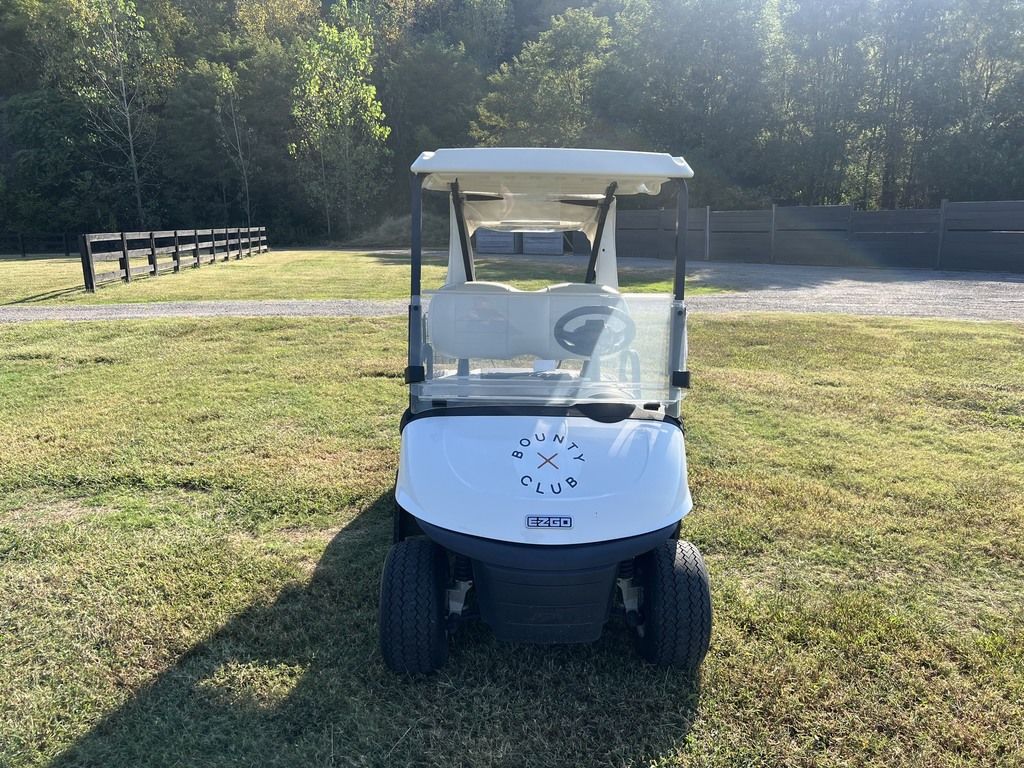 2022 E-Z-GO Freedom RXV ELiTE Lithium — photo 8