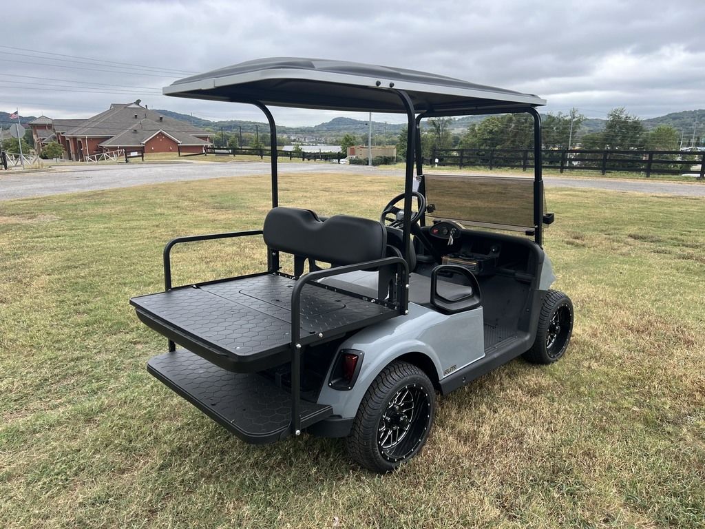 2021 E-Z-GO Freedom RXV ELiTE Lithium — photo 4