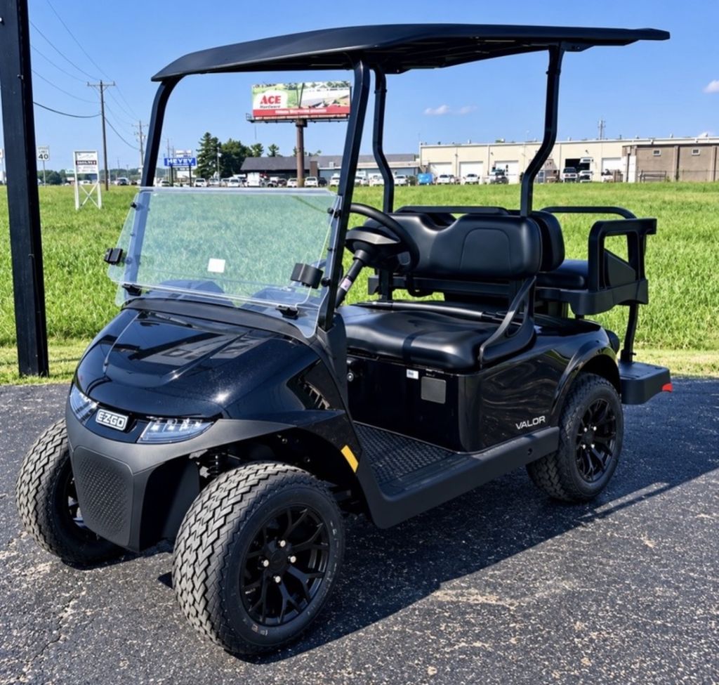 2027 E-Z-GO RXV 4 Valor S+ 13.5-hp Gas
