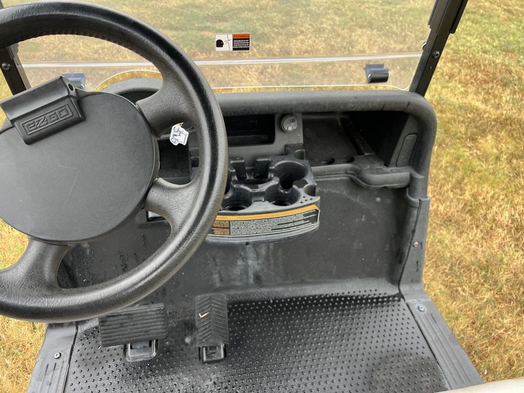 2021 E-Z-GO Freedom RXV ELiTE Lithium — photo 10