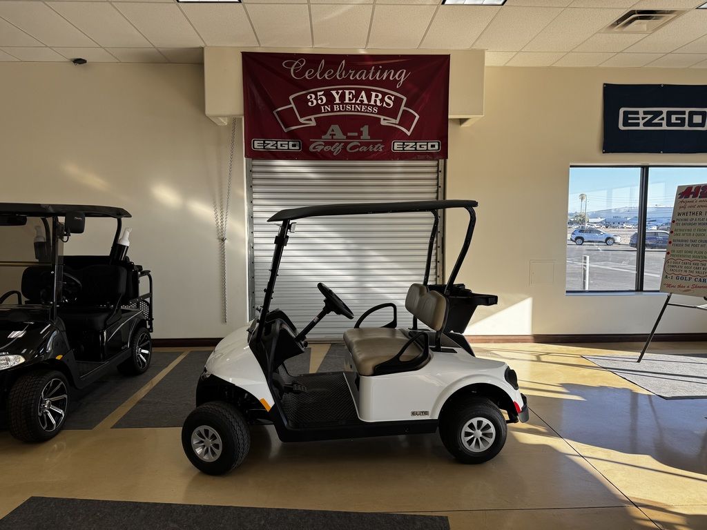 2027 E-Z-GO RXV 2 Freedom Elite Lithium