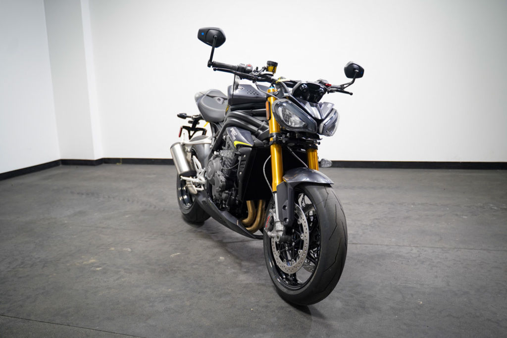 New Triumph Speed Triple 1200 RS Granite/Triumph Racing Yellow 2026