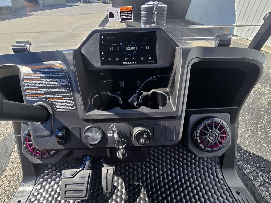 2027 E-Z-GO RXV 2 Valor S+ 13.5-hp Gas — photo 7