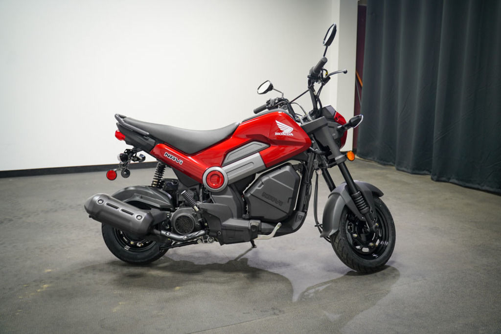 New Honda® Navi Pearl Red 2026