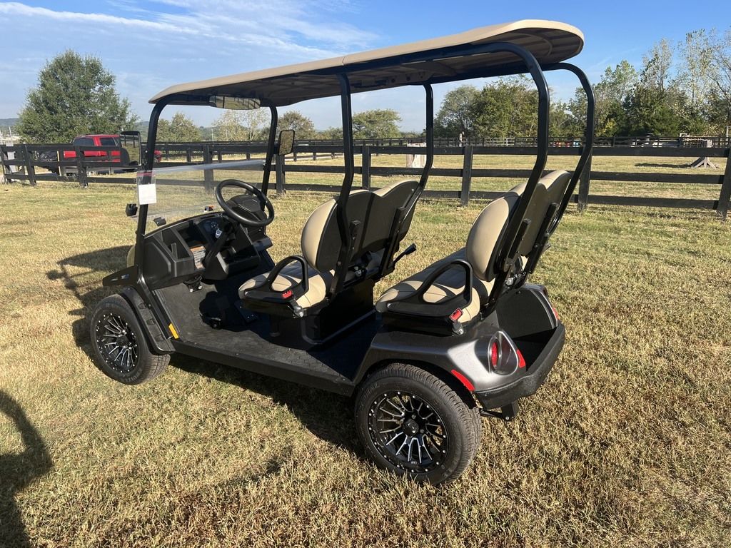 2026 E-Z-GO Liberty Summit X ELiTE Lithium — photo 3