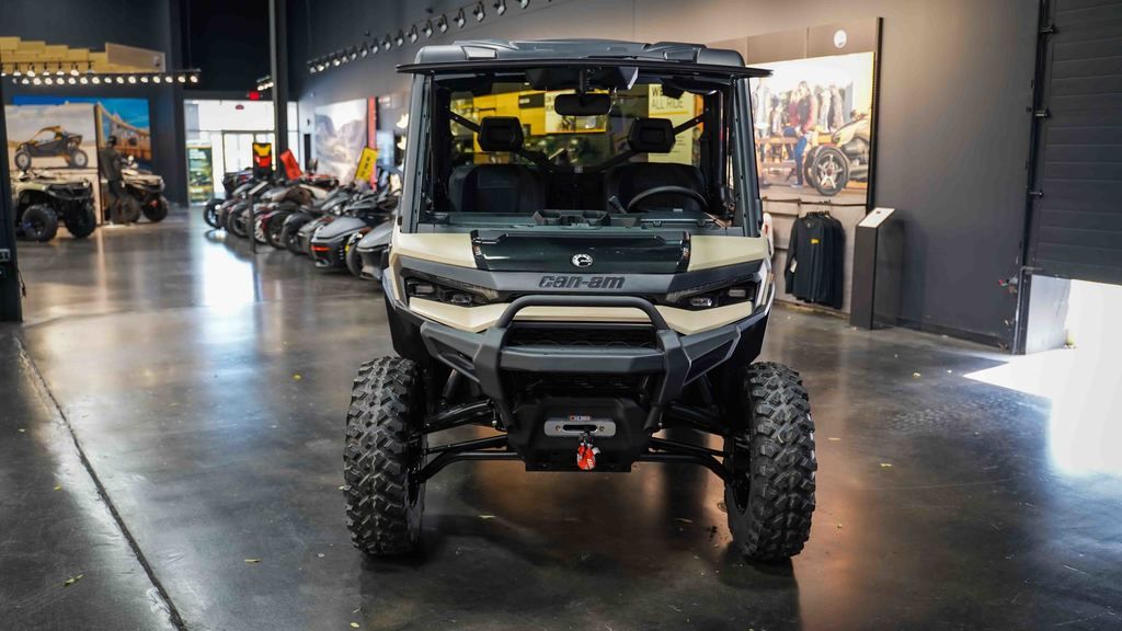 New Can-Am® Defender Limited HD11 Desert Tan & Carbon Black 2026