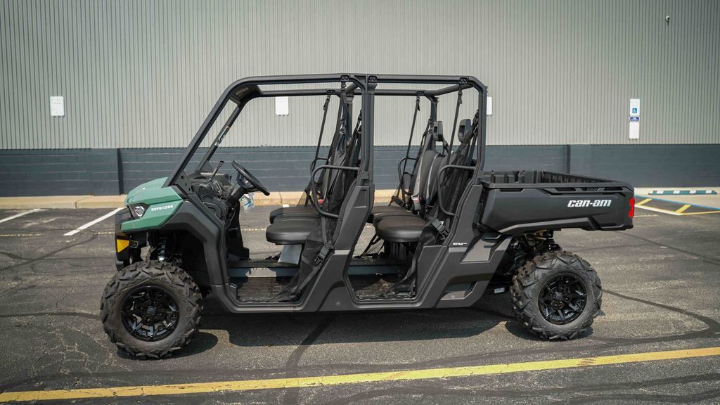 New Can-Am® Defender MAX DPS HD7 Compass Green 2025