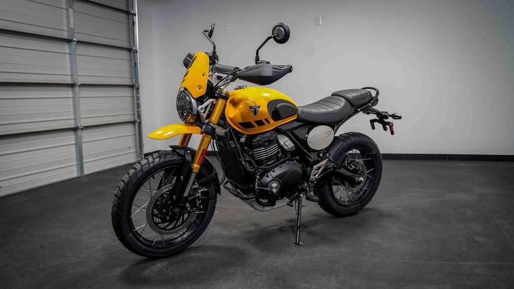 New Triumph Scrambler 400 XC Racing Yellow 2026